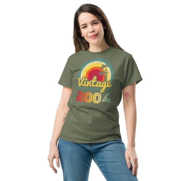 Vintage 2004 Sunset Retro Birthday Gift T-shirt - Image 4